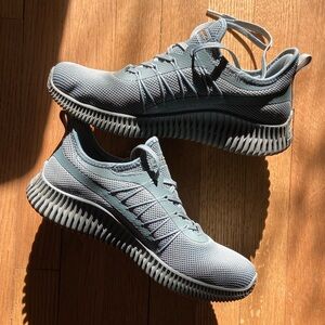 Skechers Sky Blue/ Gray Shoes 8.5